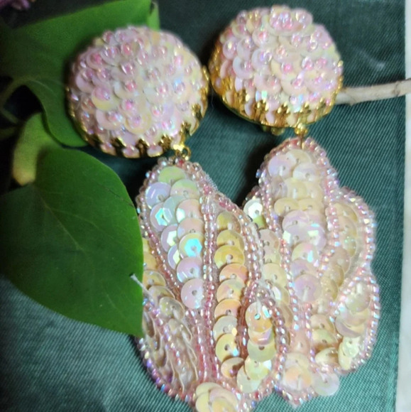 Vintage Pink sequin 80s earrings‎ - Picture 1 of 4